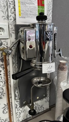 1 Säulenbrühmaschine WMF 2169, Ser.-Nr. 1000-12/7502 (defekt)